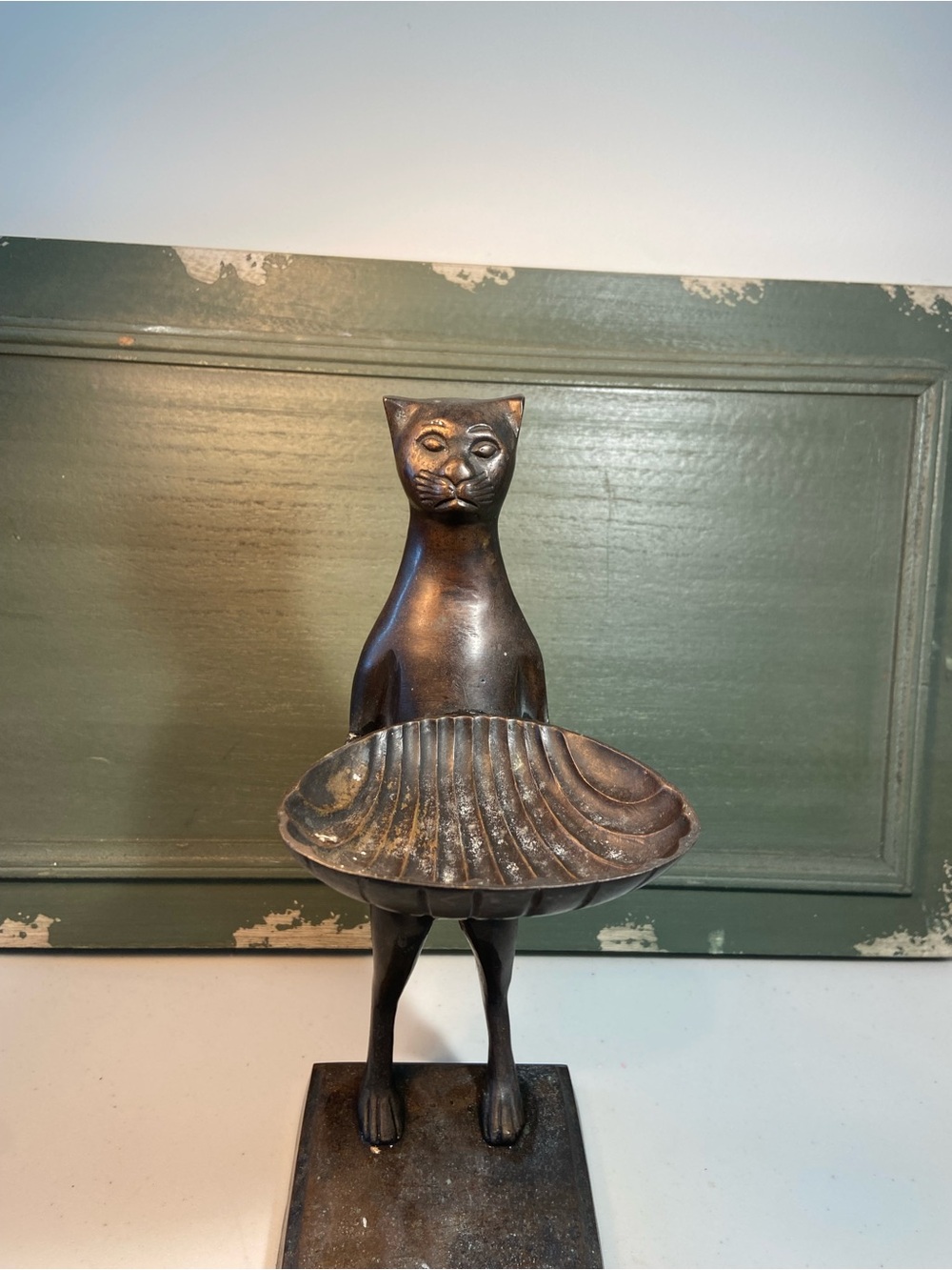 Vintage Heavy Decorative Cat Dish Stand in Dark Bronze Finish